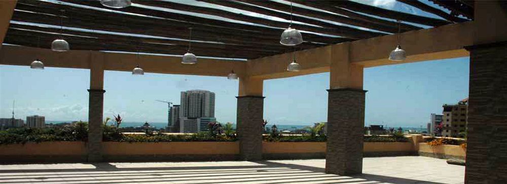 Hotel Sapphire Dar es Salaam Exterior photo